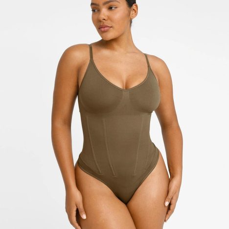 How to Enhance Your Curves with Shapewear Essentials?